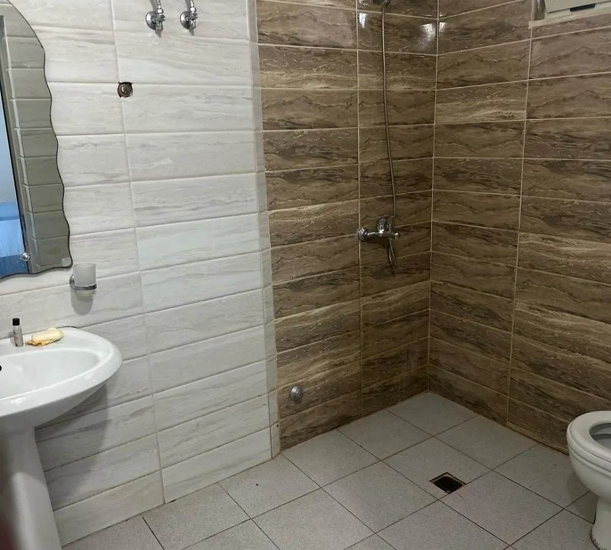 Vila Reni Apartament Golem  3*, Golem (Tirana)